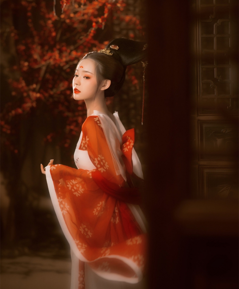 古代美女红妆素裹美艳动人图片