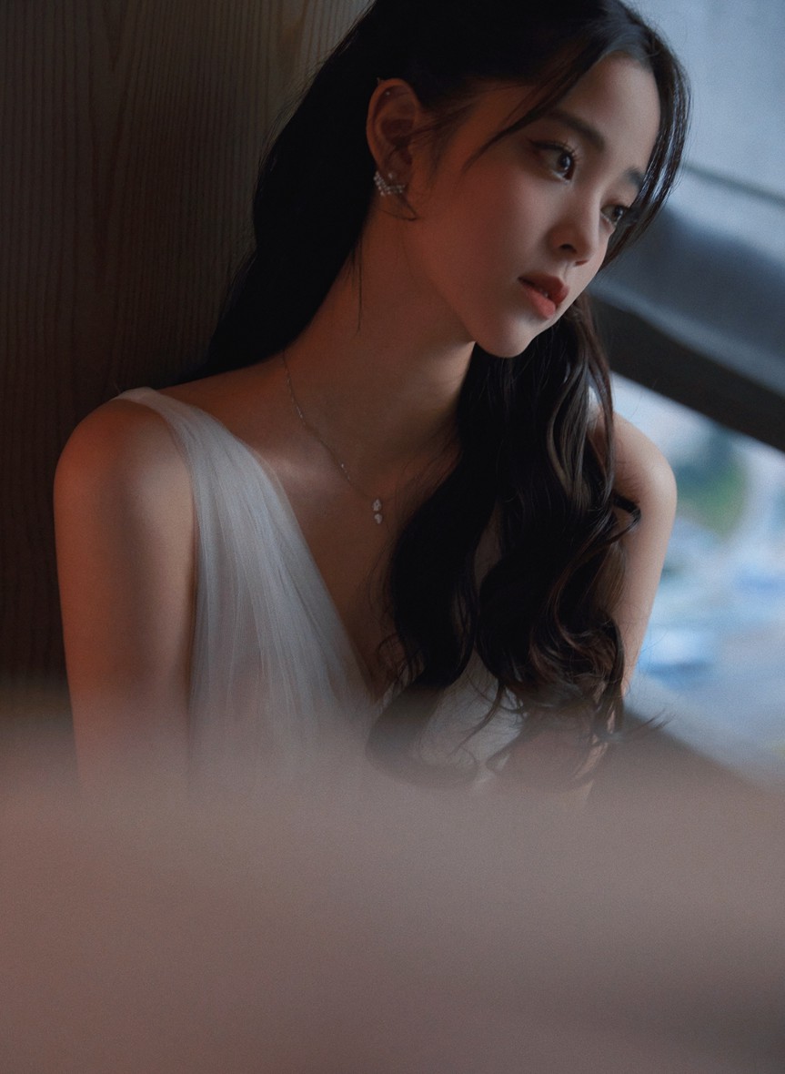 欧阳娜娜千金妆教程化身高贵冷艳千金美照