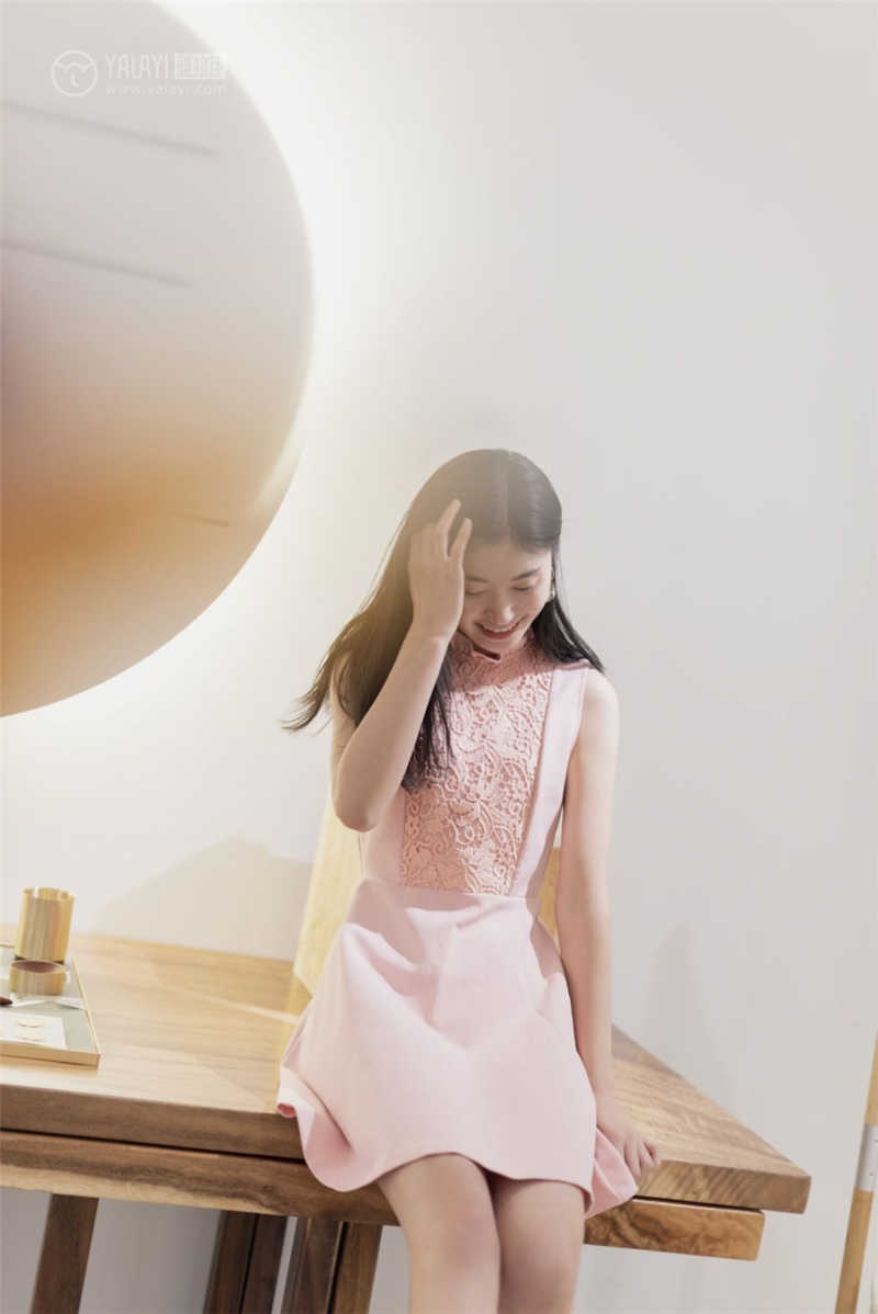 高跟鞋美女御姐性感大长腿私拍