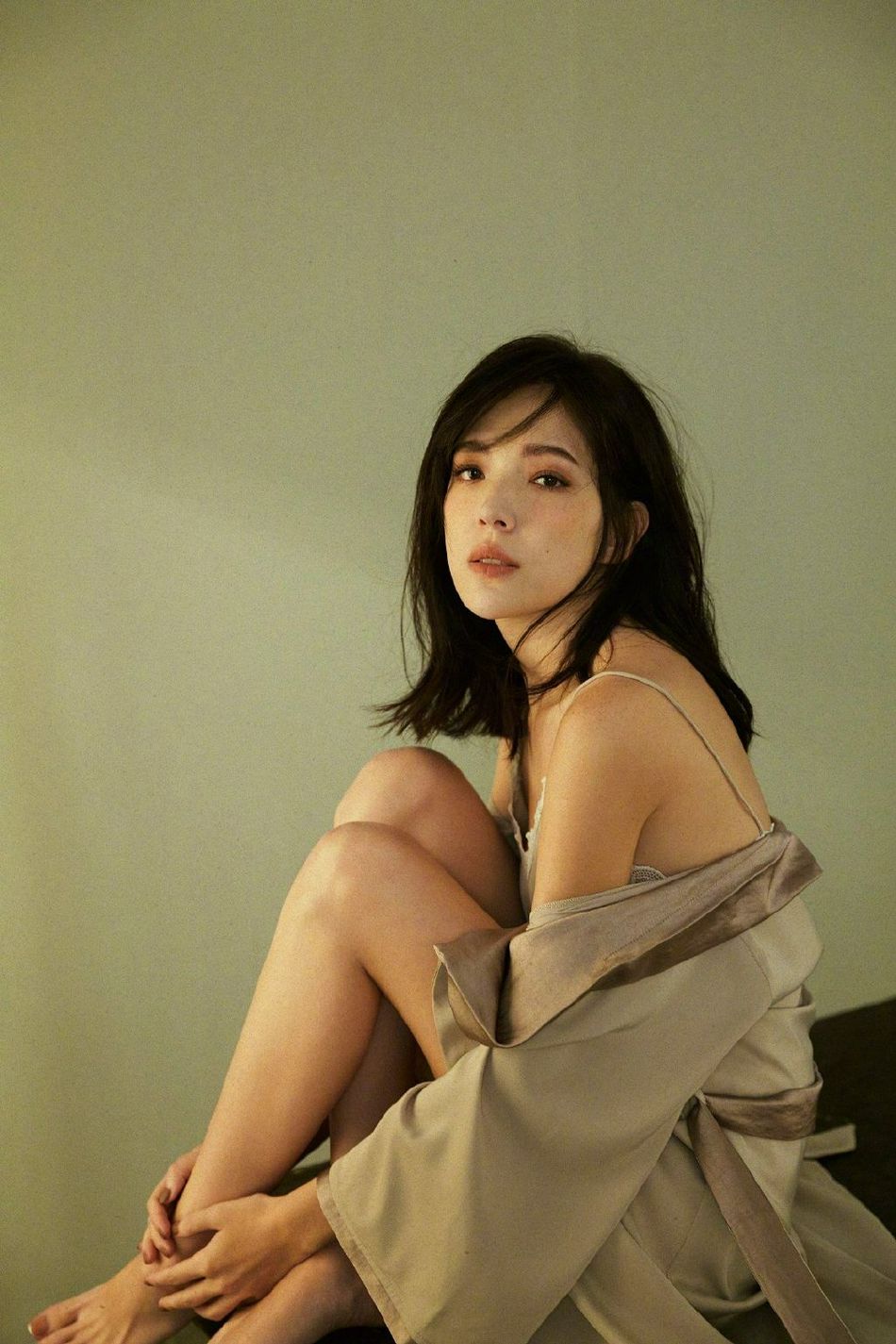 许玮宁蕾丝内衣大秀性感身材写真