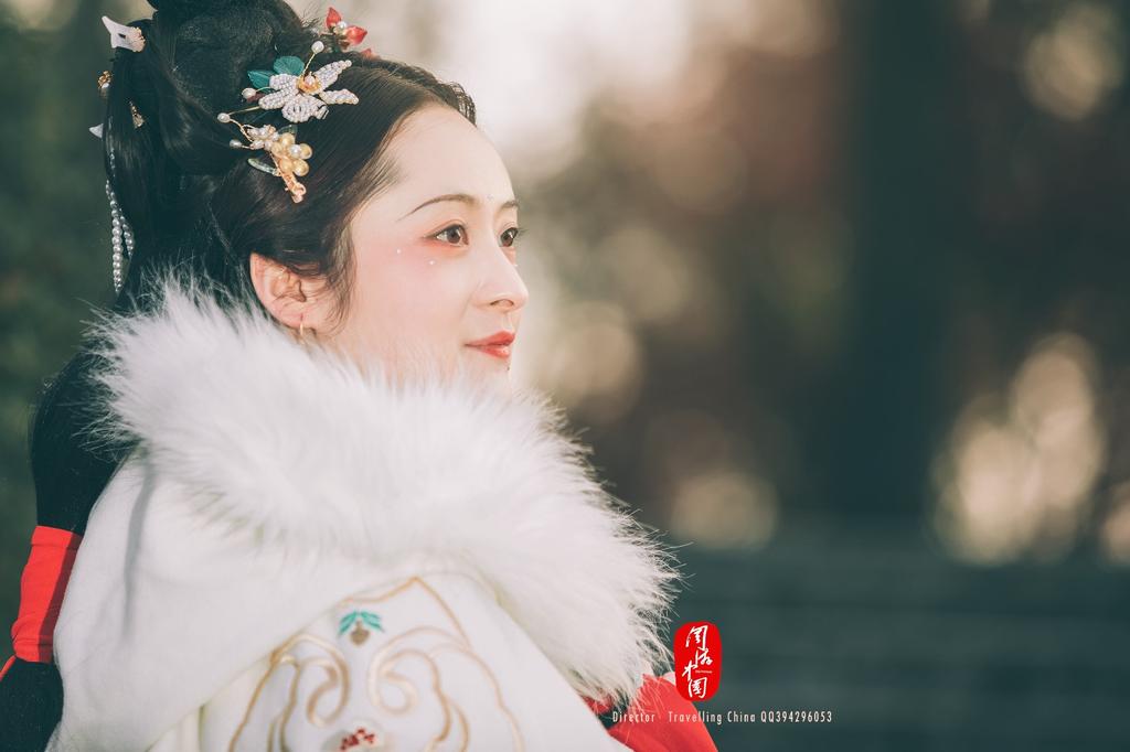 汉服美女红唇雪肤唯美古风摄影