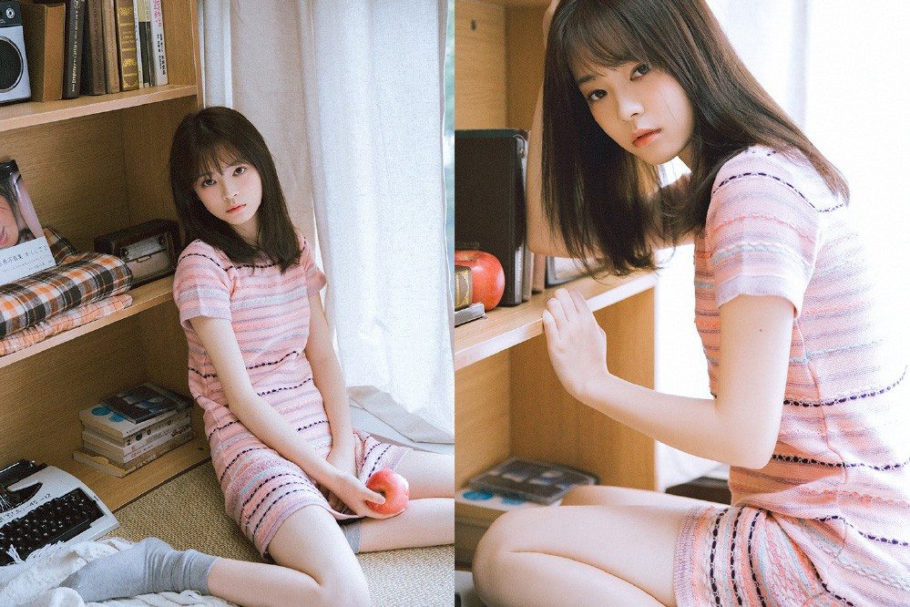 妖娆身材美女户外内衣写真