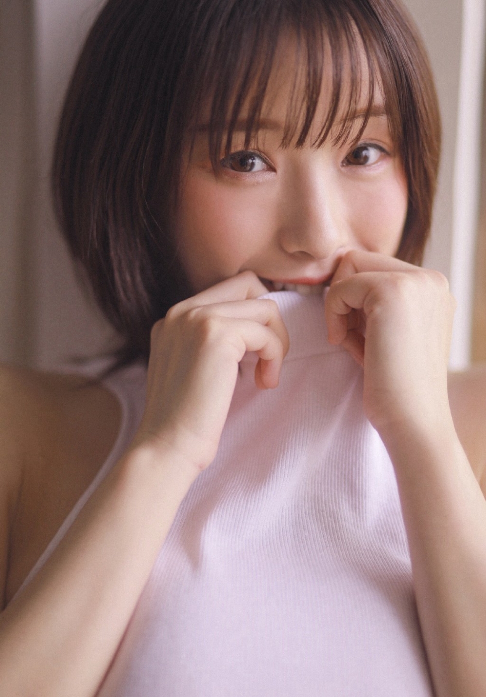 翘臀运动短裤美女美妙身姿性感照片
