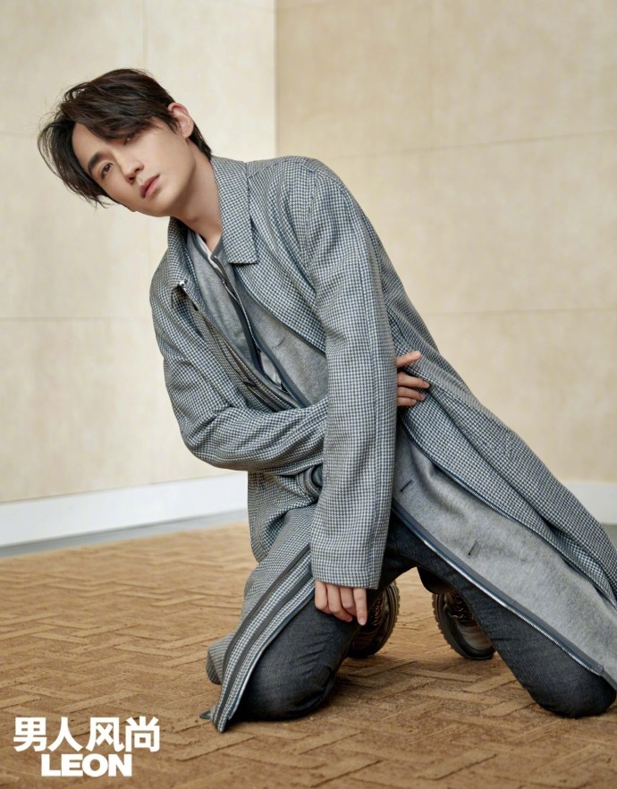 朱一龙成熟魅力型男明星写真图片