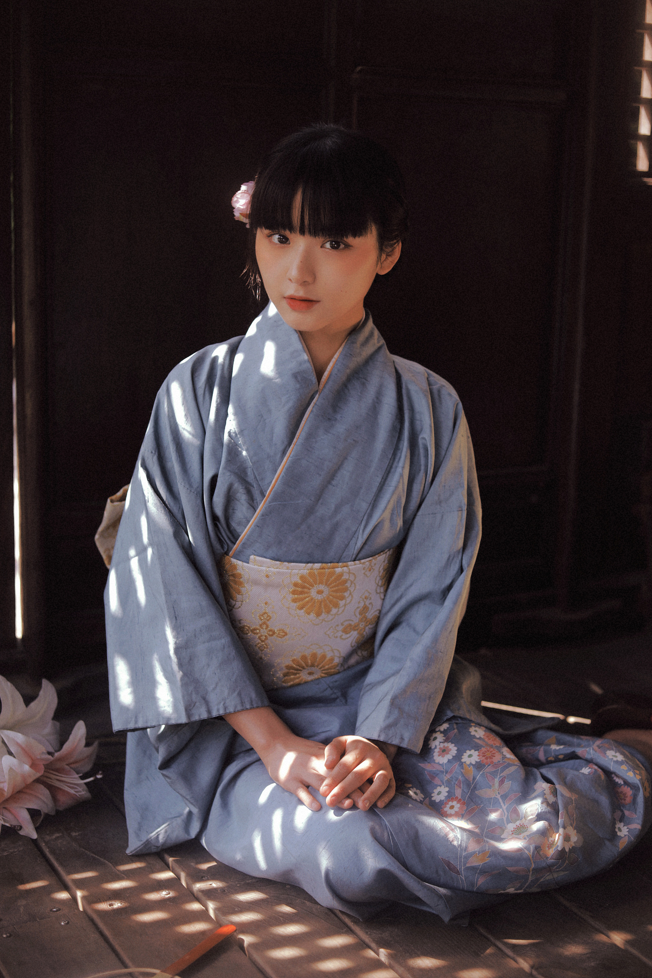 日系和服美女长得小家碧玉古风摄影