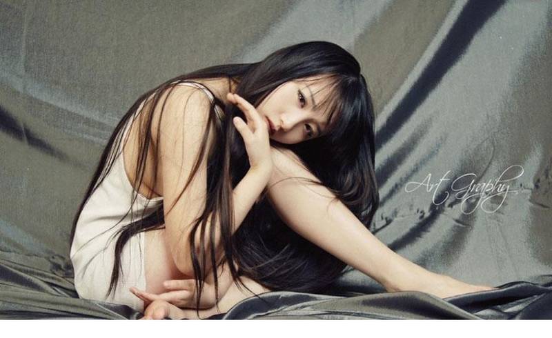 宅男女神小热巴完美好身材前凸后翘魔鬼美女套图