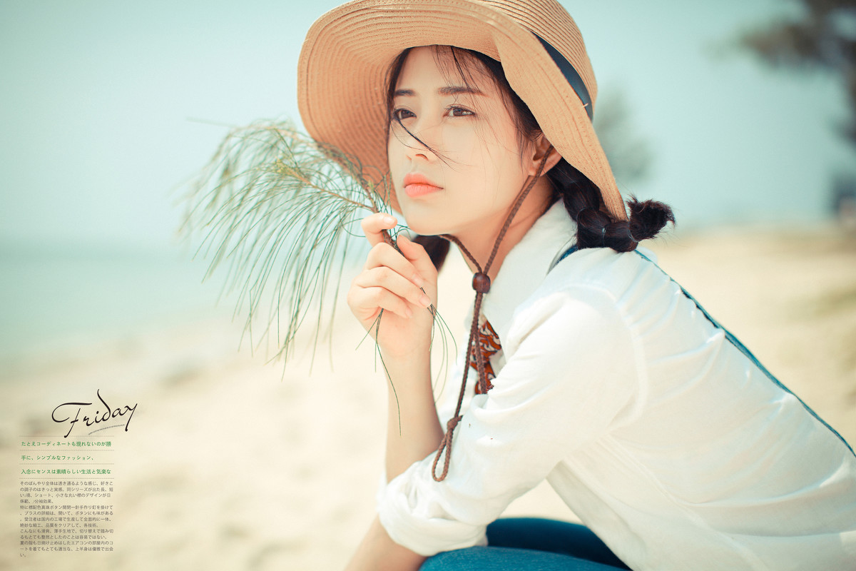 双麻花辫牛仔背带裤美少女