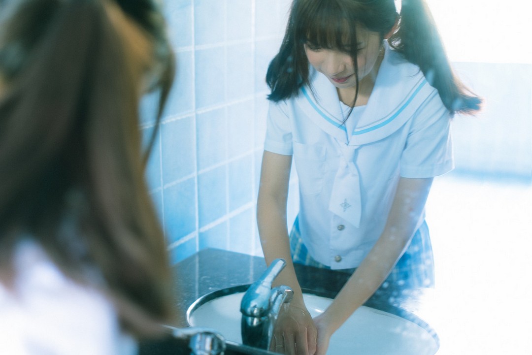 性感女秘书周于希天生媚骨酒店忘情自慰大胆美女私拍
