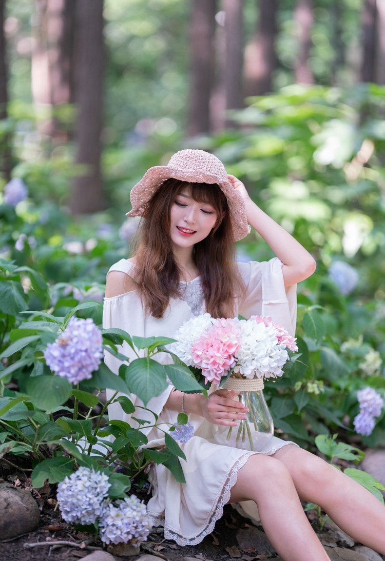 美背美女黑丝性感写真