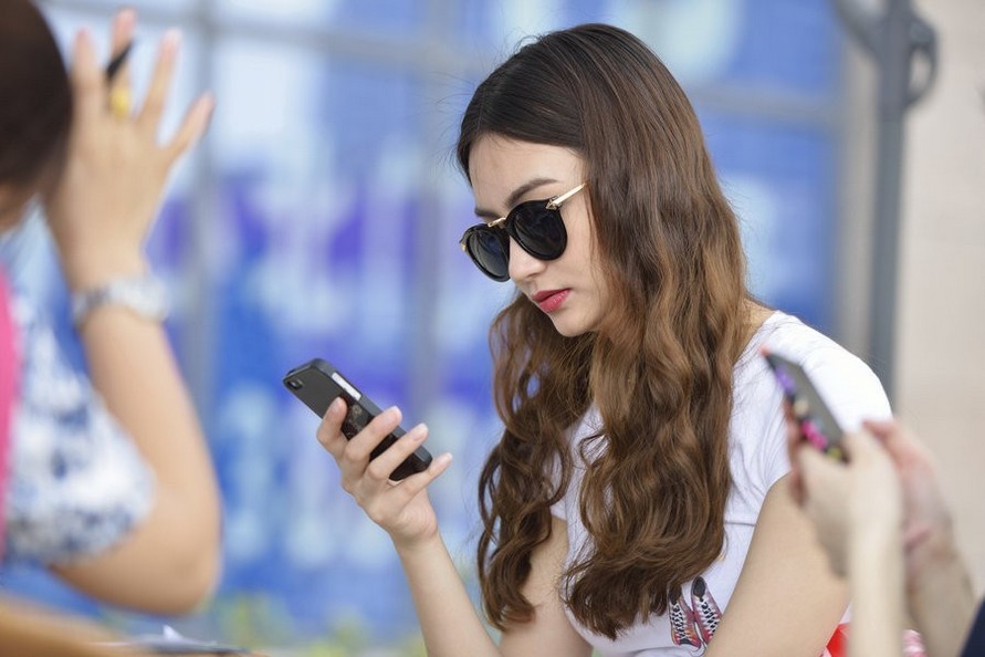 天生浪荡的豪放美女陆萱萱芬芳诱人粉嫩图集