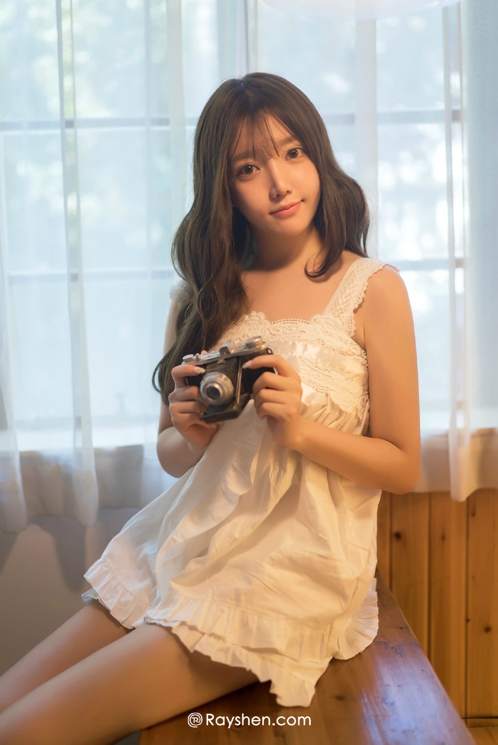 酷似姚笛的高颜值漂亮美女