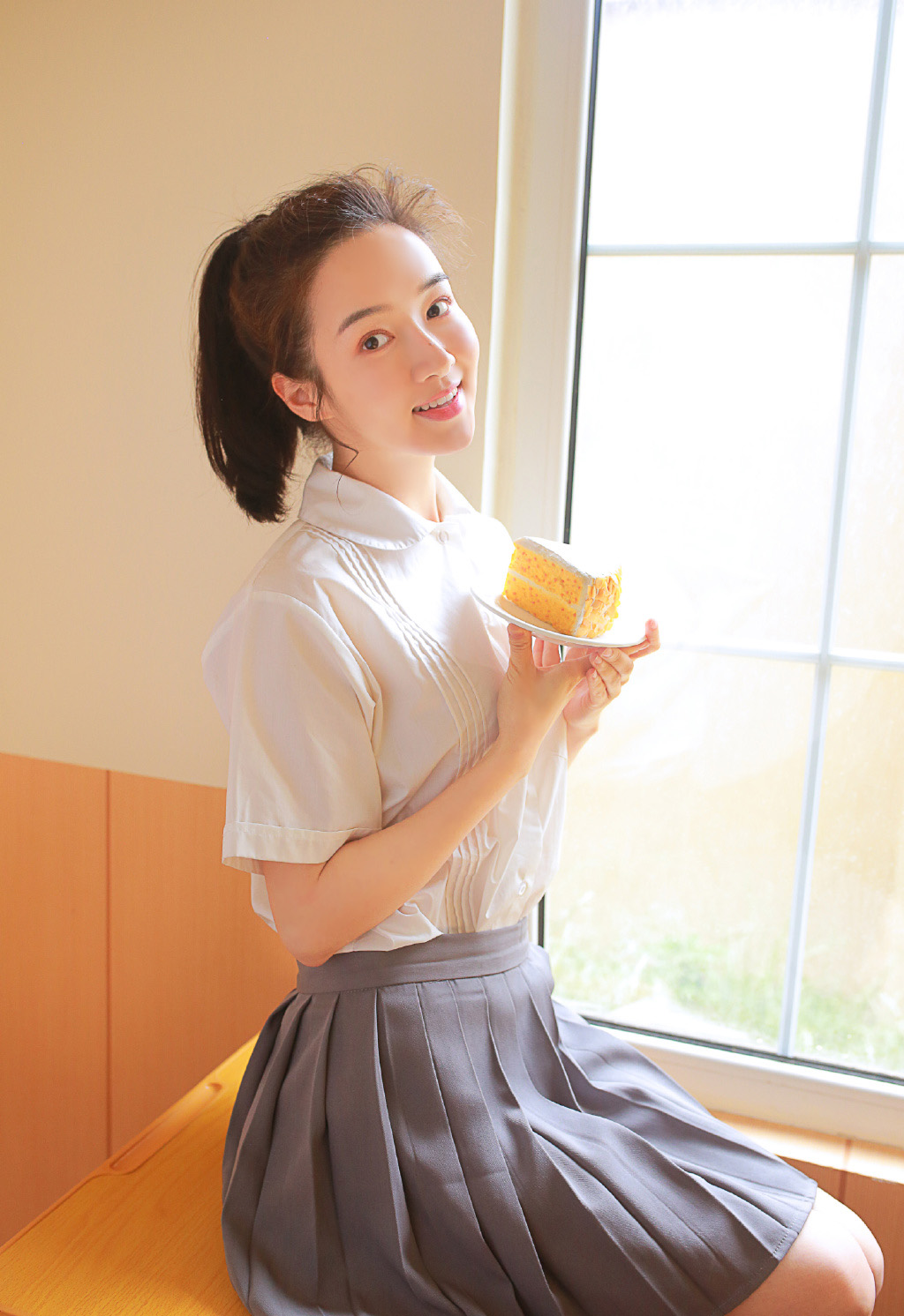 极品乳神周于希连体黑丝掩不住的双峰摇摇欲坠大胆艳照