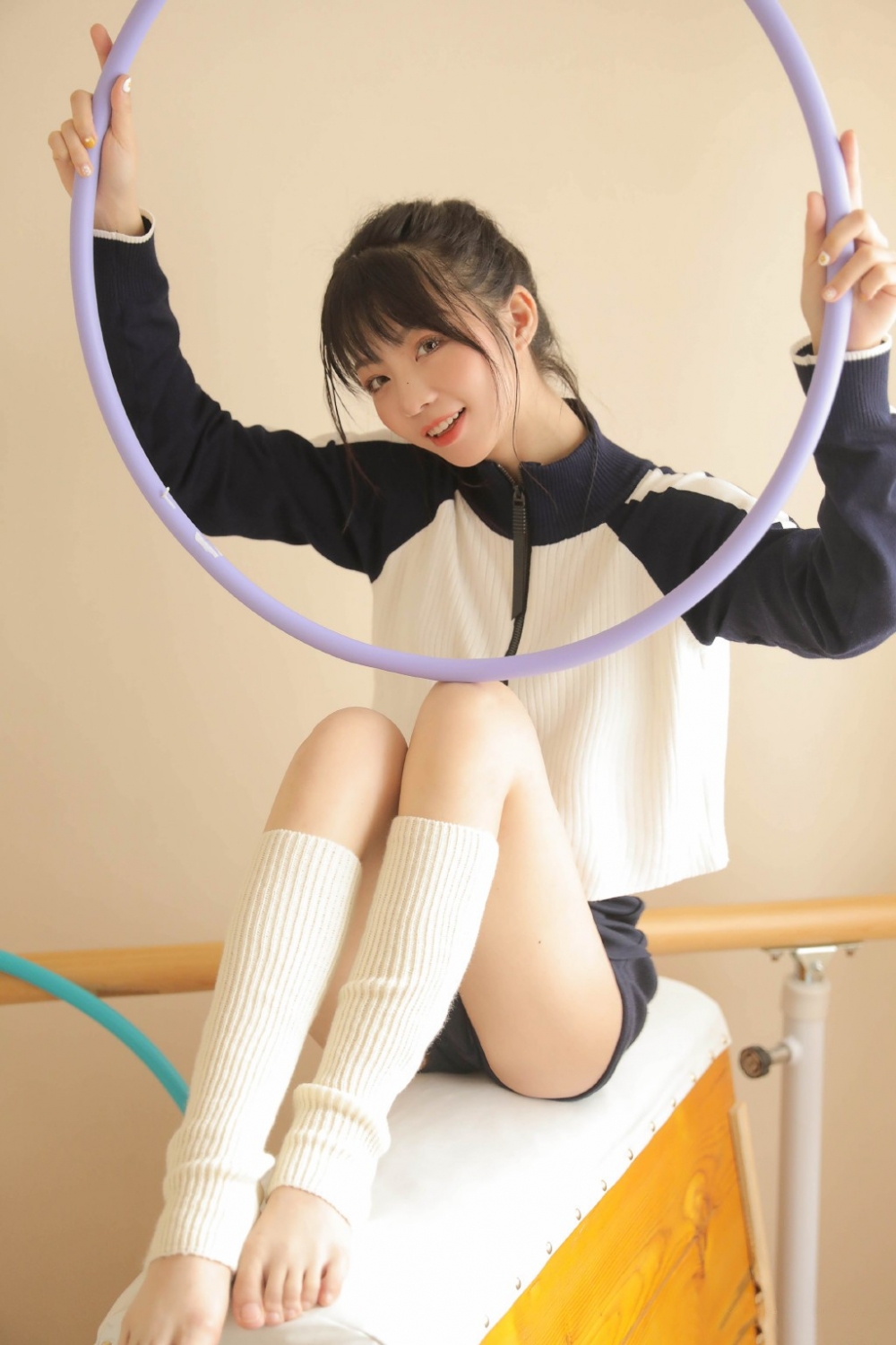 宅男女神宋子涵诱人美腿前凸后翘大胆阴部人体艺术gogo