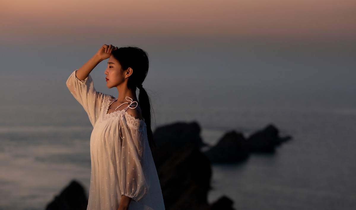 气质典雅的古装美女五官精致唯美古风图片