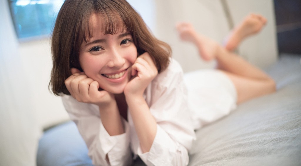 美女牛仔裤翘臀gogo全球人体高清大胆图片