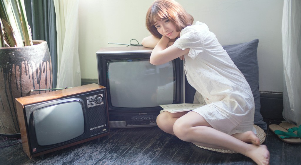 美女牛仔裤翘臀gogo全球人体高清大胆图片