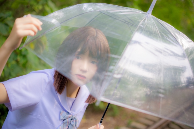 森林气质女孩梦幻静寂车轨清新自然氧气写真