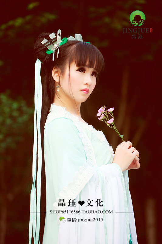 美如小龙女的刘海古装美女