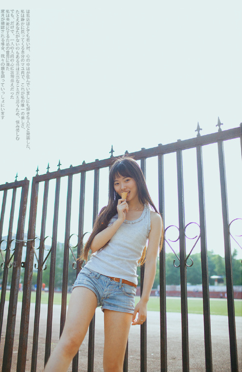 高挑网红美女张辛苑私房照