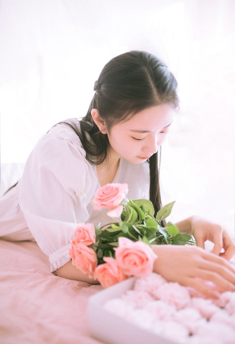 居家少妇性感美臀长腿丝袜诱惑写真图集