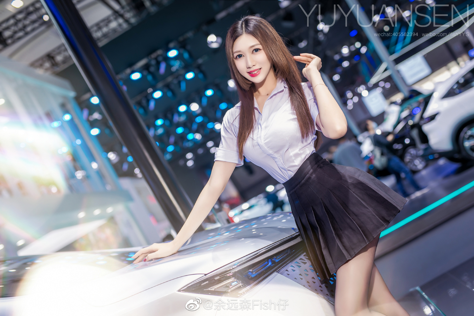 美女车模黑丝美腿高跟玉足私拍