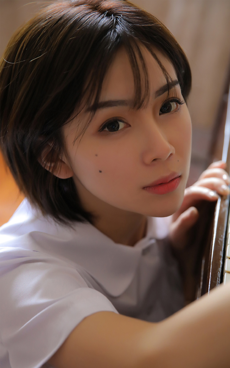 包臀裙黑丝长腿美妇周于希极品透视勾魂摄魄的美女写真