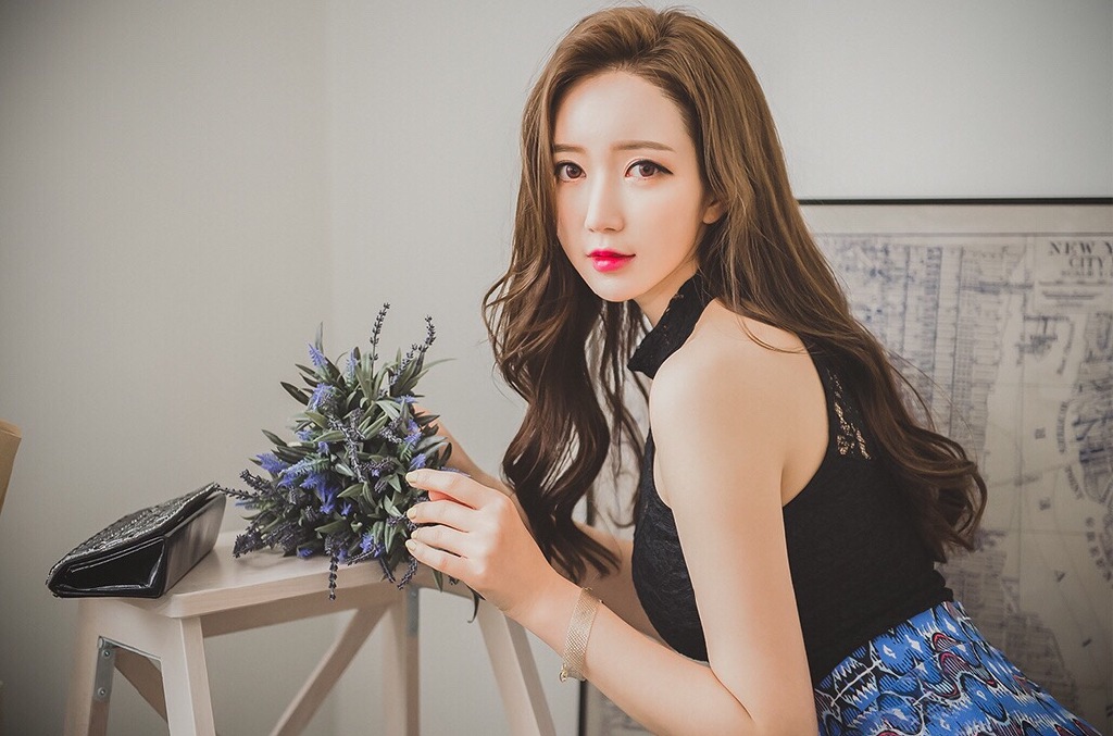 韩国风情性感少妇高跟秀美腿