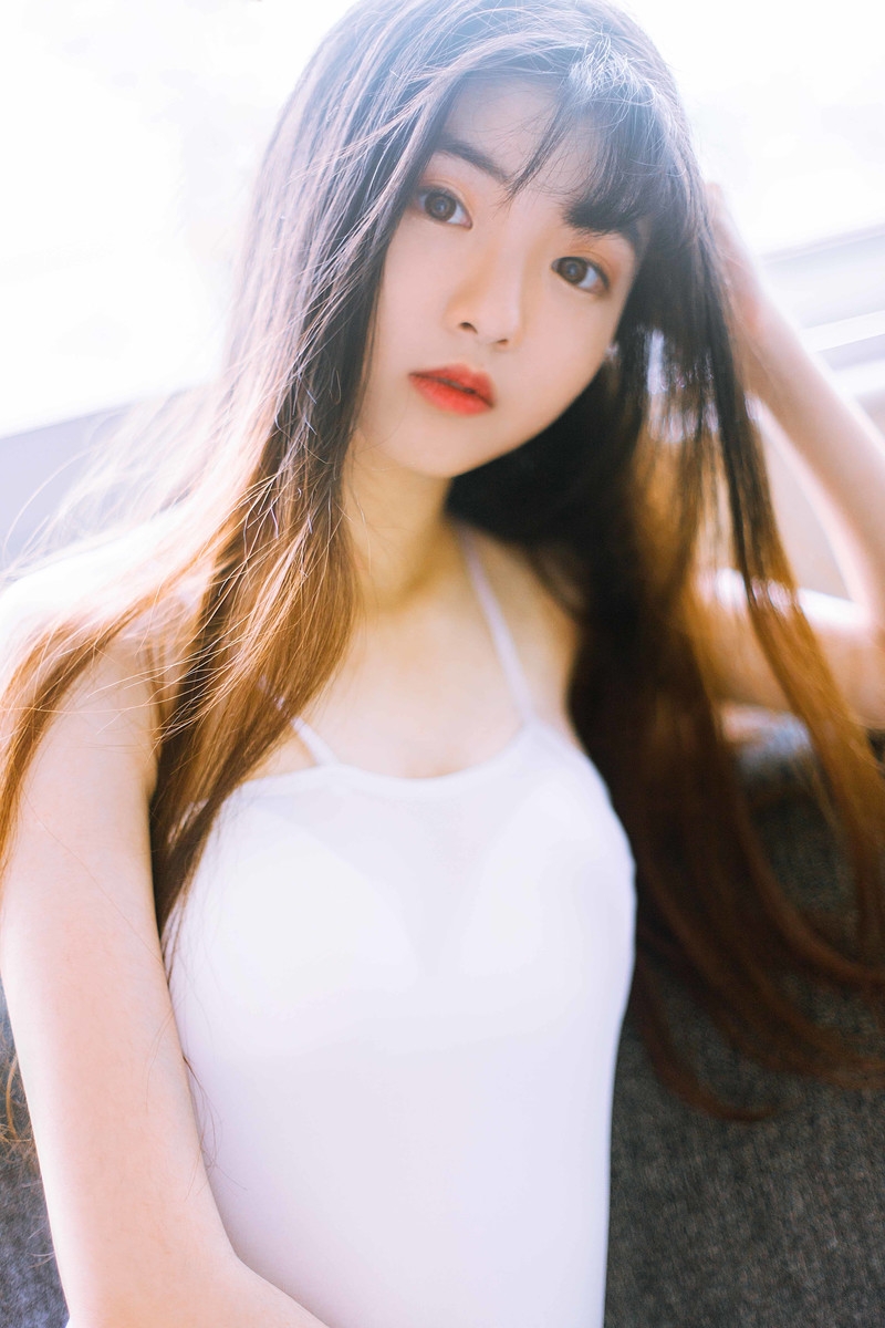 连体衣美少女妩媚妖娆私人拍摄