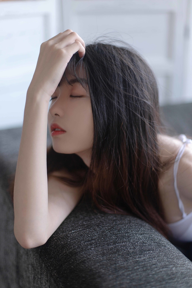 连体衣美少女妩媚妖娆私人拍摄