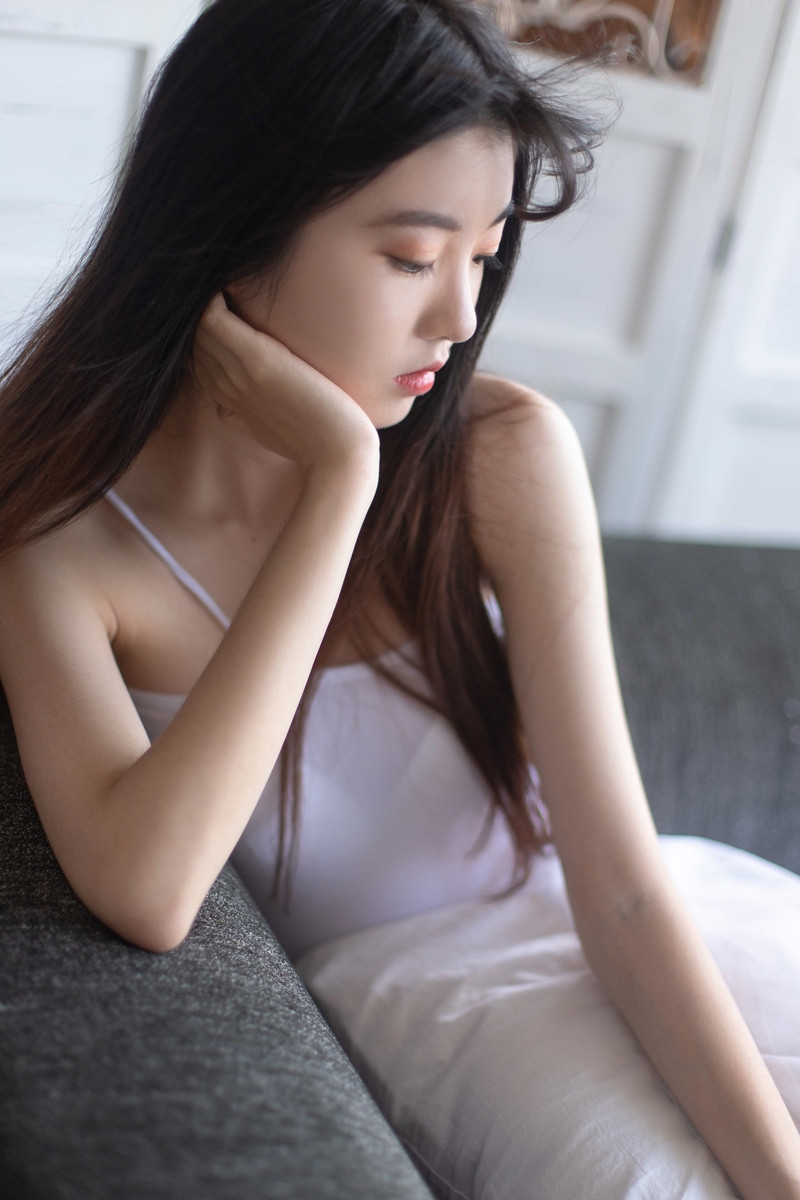 连体衣美少女妩媚妖娆私人拍摄