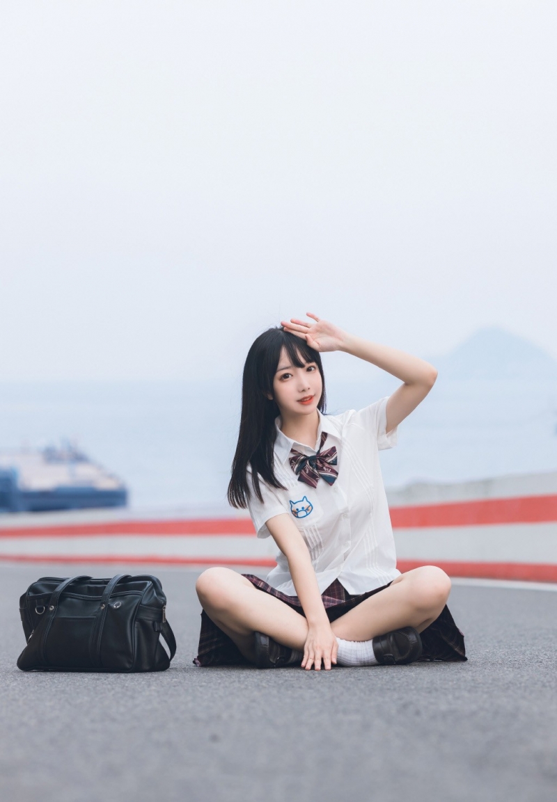 JK制服美女身姿窈窕曼妙女生图片