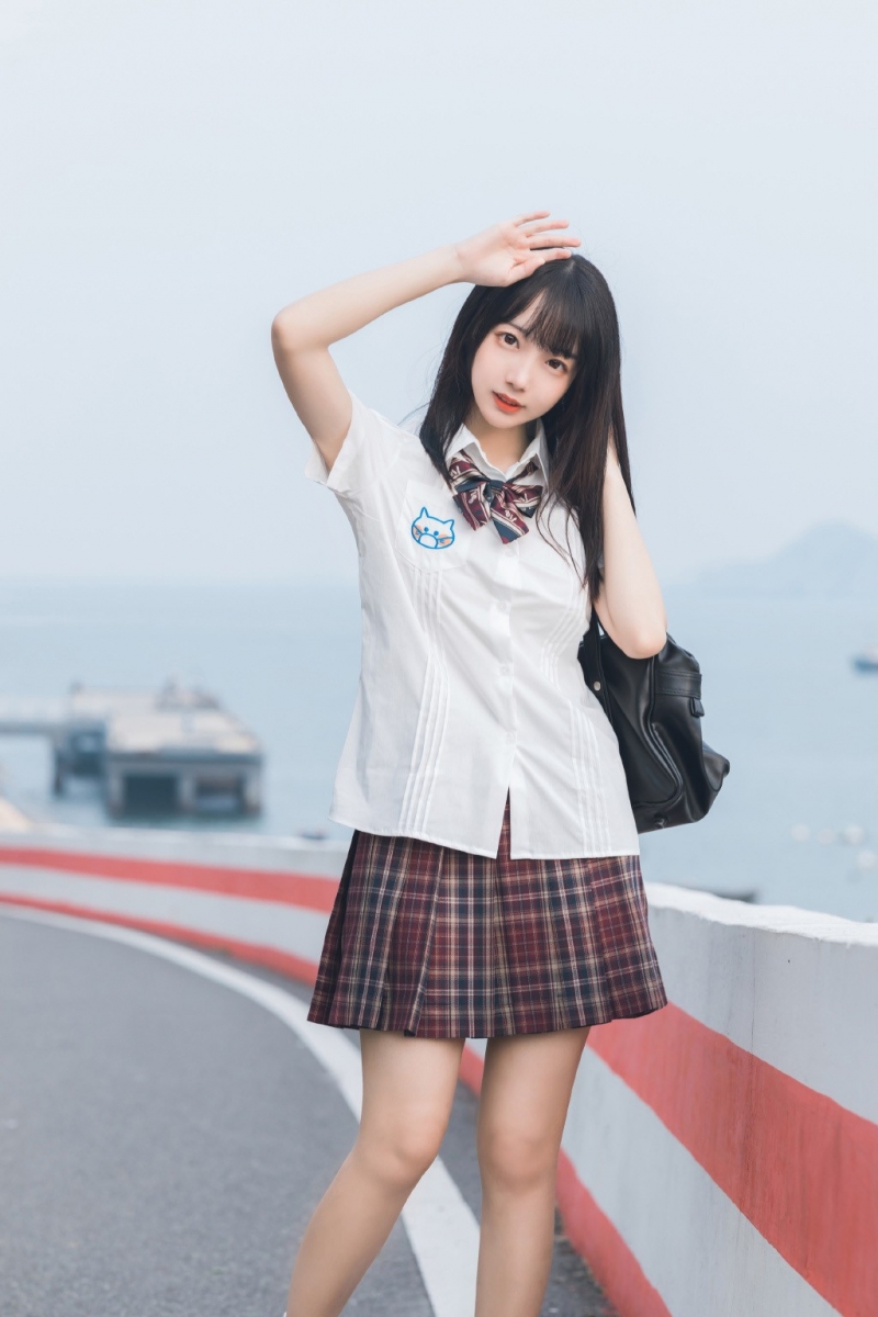 JK制服美女身姿窈窕曼妙女生图片