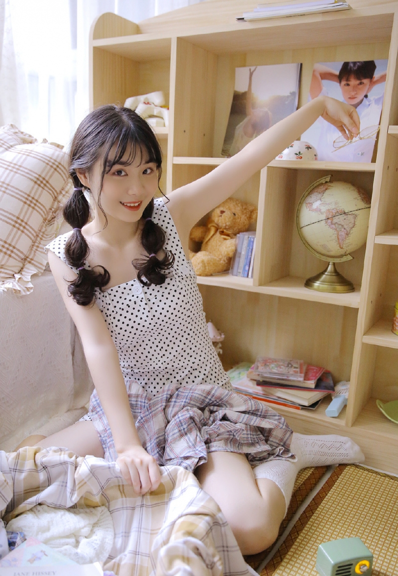 小清新美少女白丝美腿精选图片