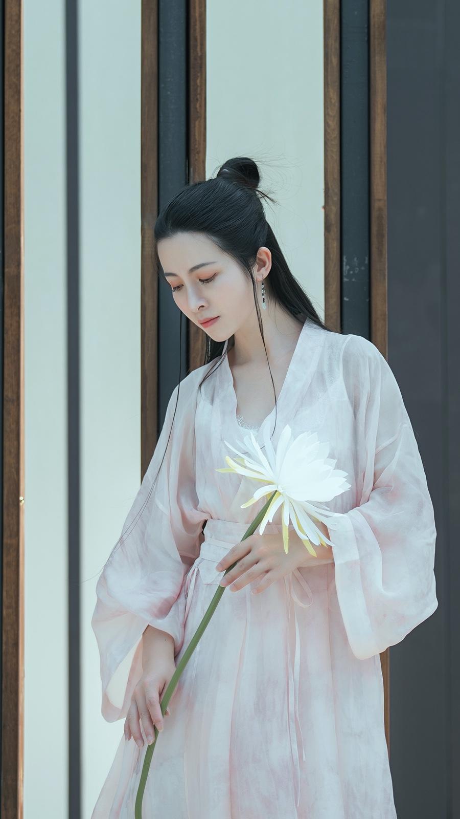 纤尘不染的古装佳人唯美古风图片