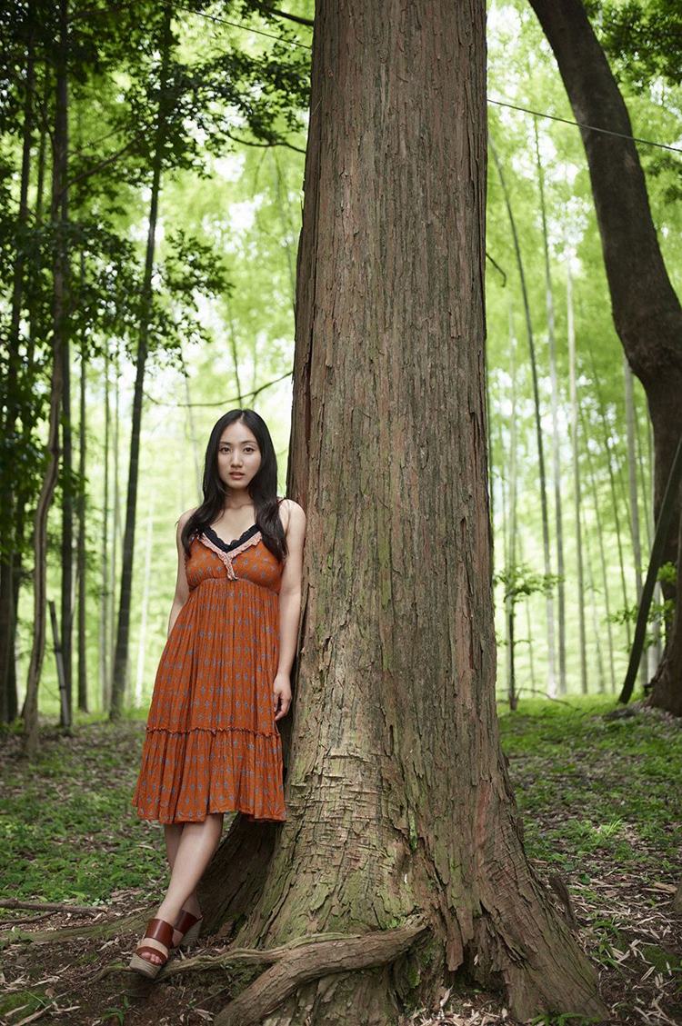 性感芭比美腿乳沟欲罢不能内衣写真