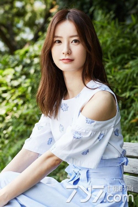 韩国氧气美女郑有美时尚写真 尽显清新脱俗