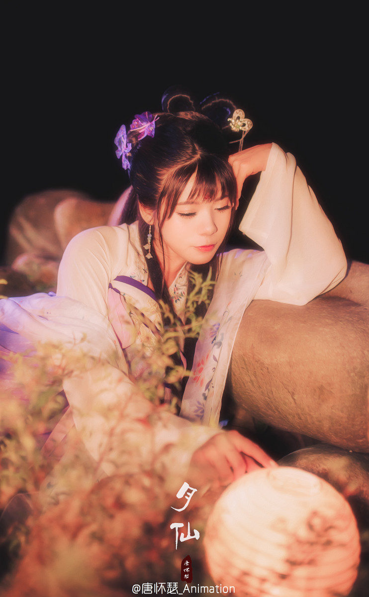 清纯脸蛋美女嫦娥古装造型写真