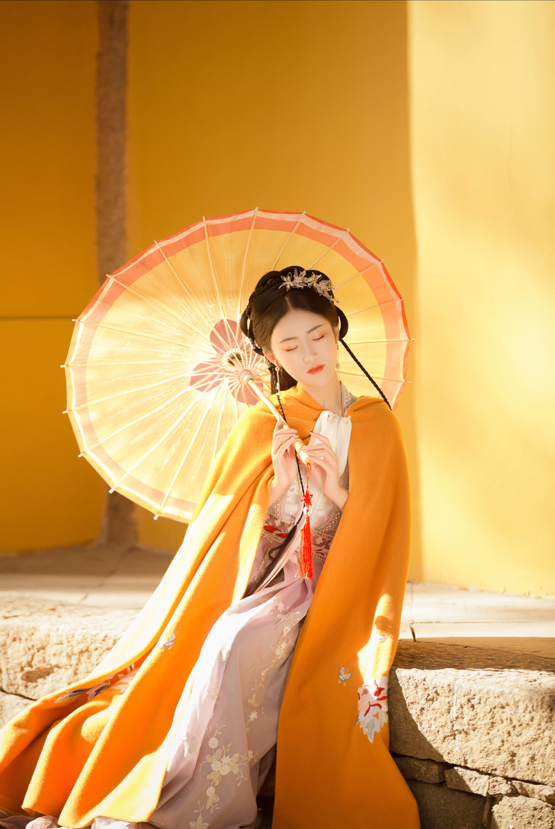 温柔娴淑的汉服美女气质纤尘不染唯美古风图片