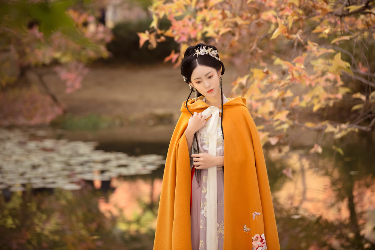 温柔娴淑的汉服美女气质纤尘不染唯美古风图片