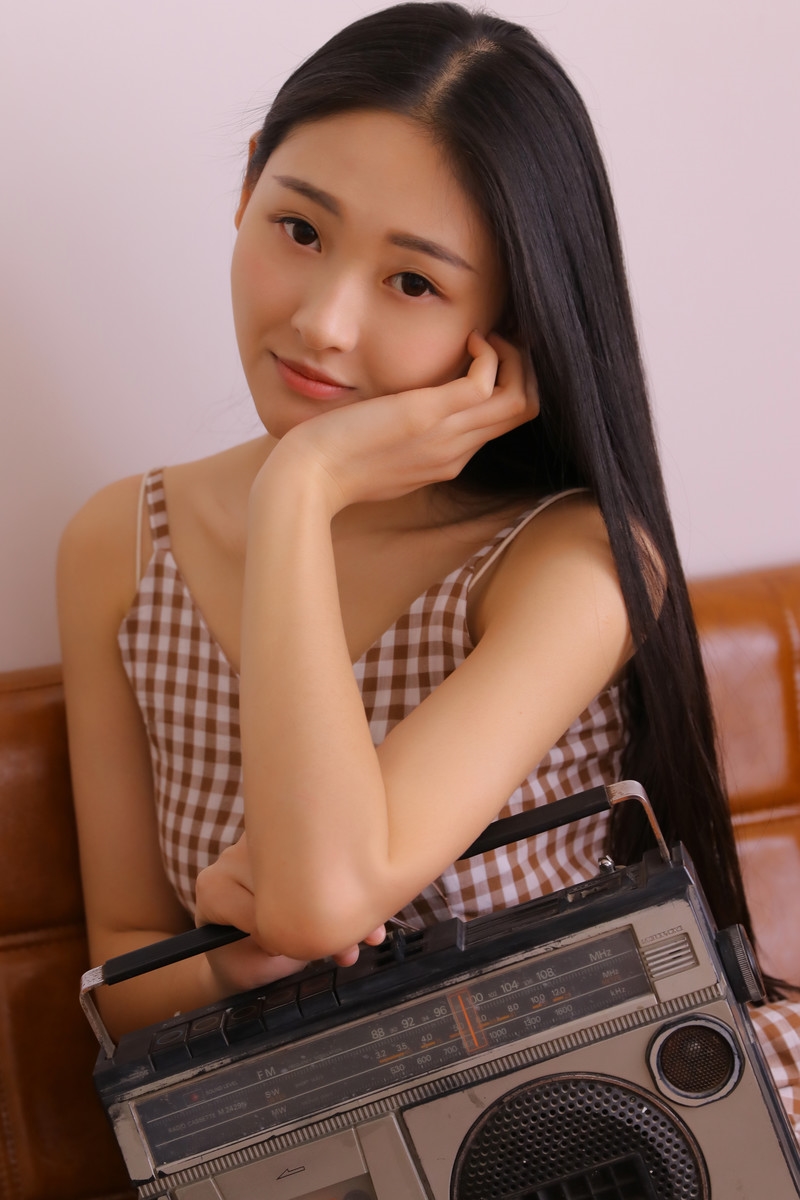长发少女私房美腿玉足清纯图片