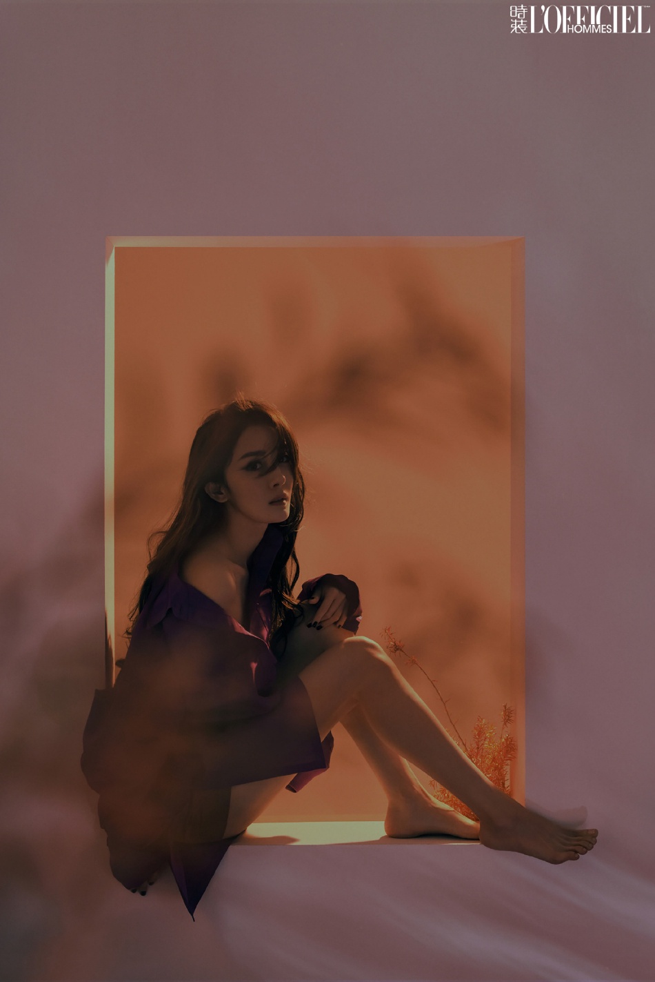 杨幂复古造型化身摩登女郎写真