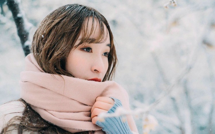寂寞少妇沁馨美胸肥臀性感丁字裤大胆艺术照