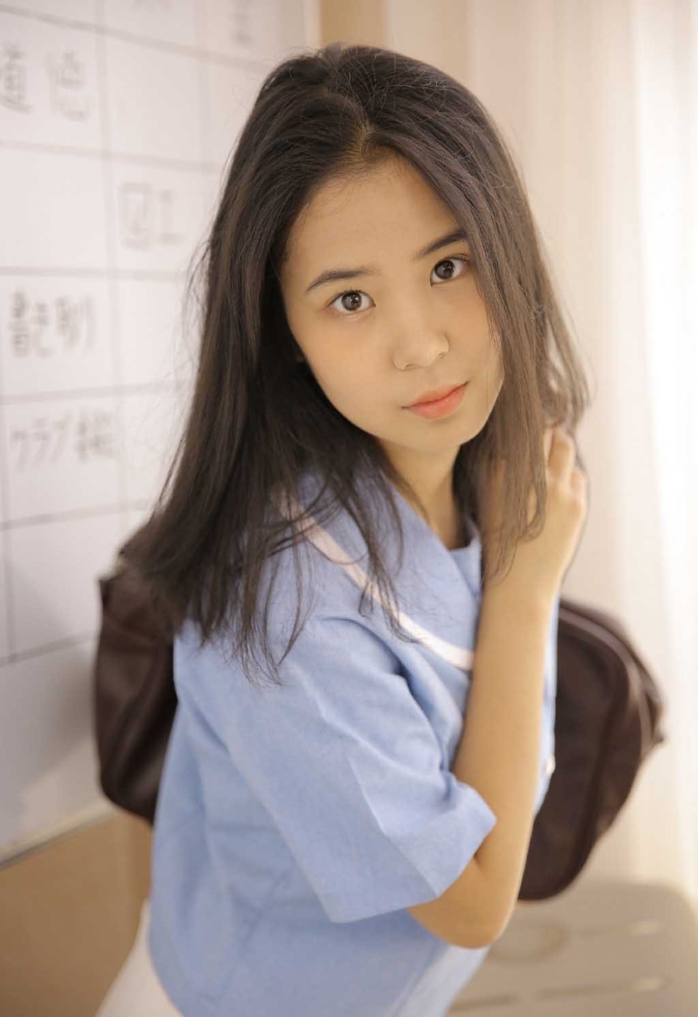 极品尤物化身迷人小萝莉乖巧迷人艺术摄影