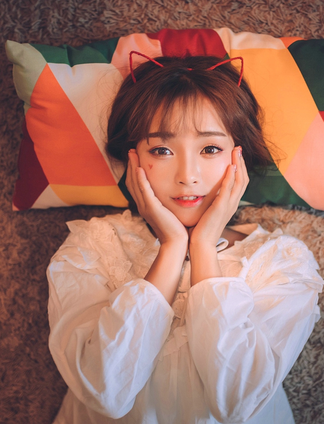 性感好身材美女车模
