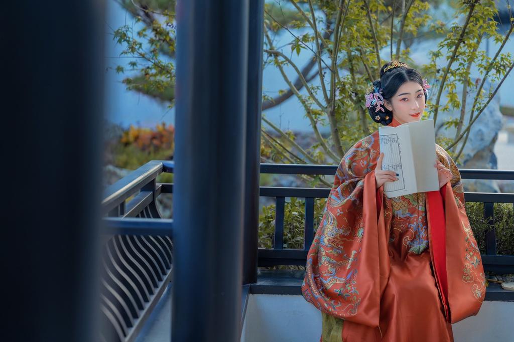 古风汉服美女高贵典雅气质写真
