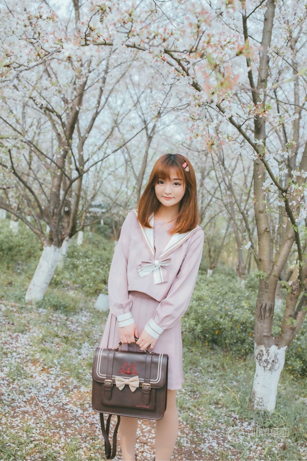 可爱女学生制服丝袜森系养眼唯美亚洲另类图片
