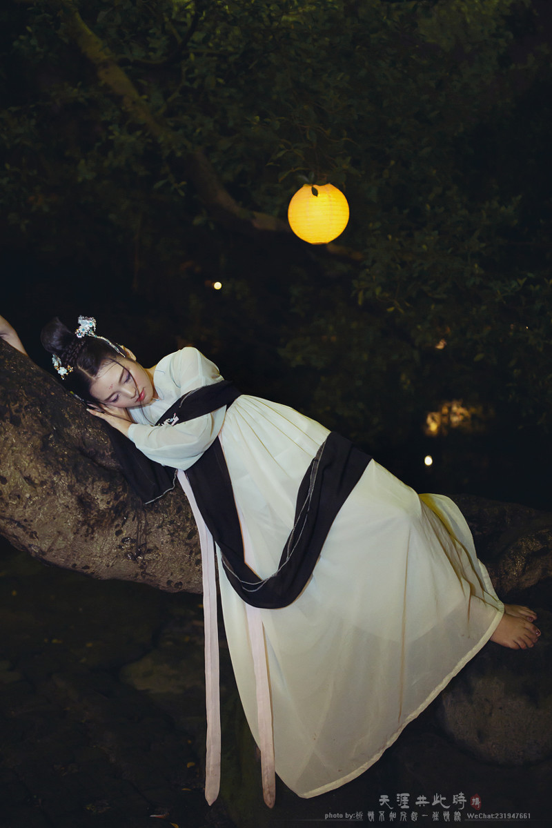 中秋古装美女