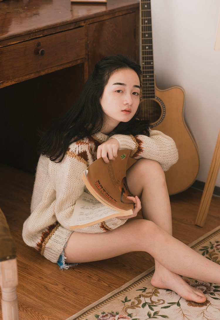 日本和服美女多香子吊带内衣丰满酥胸翘臀性感写真