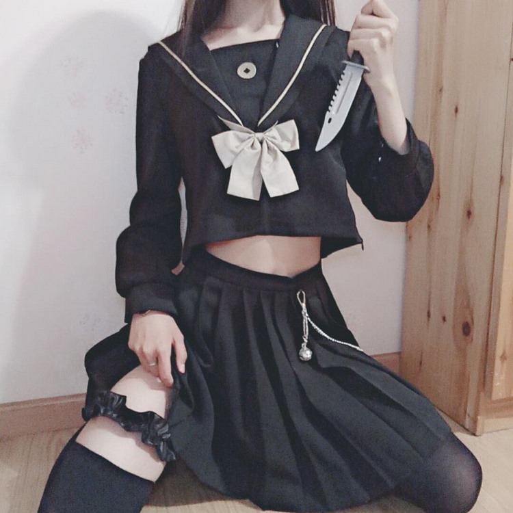 萌妹日常穿搭jk制服丝袜美腿自拍养眼写真图片