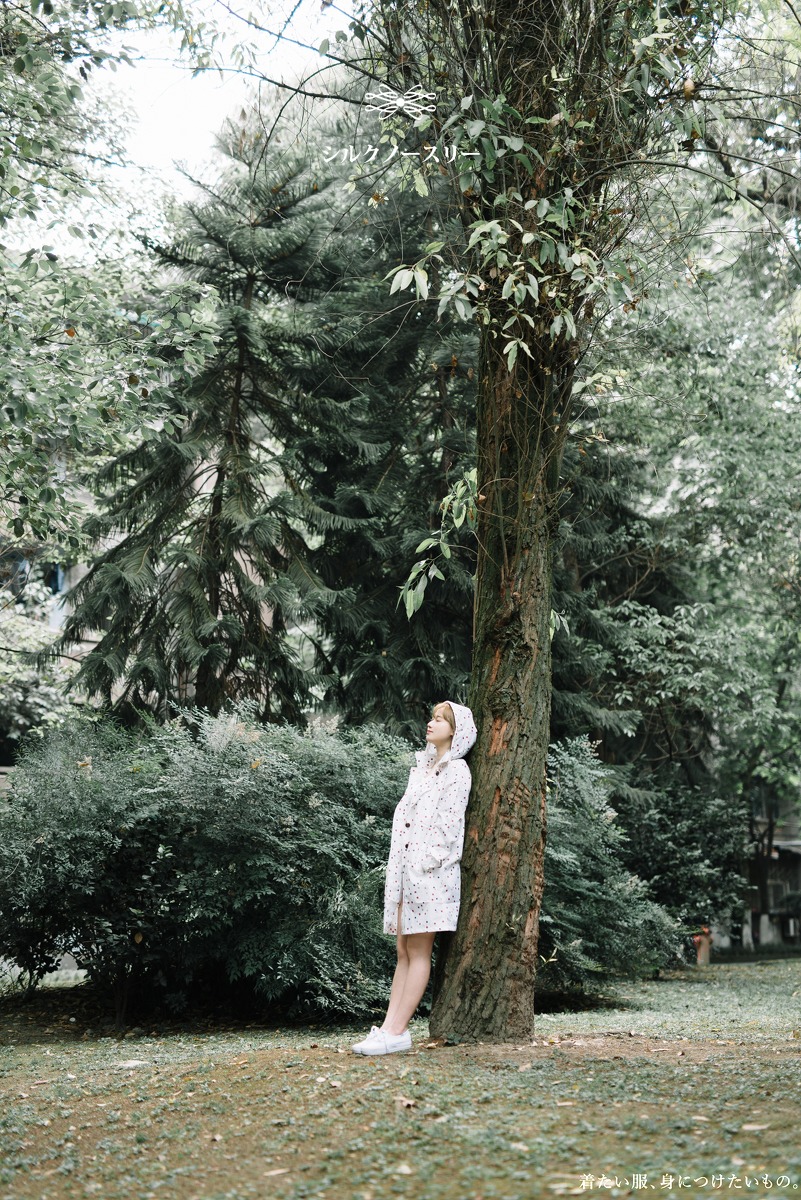 金黄短发日本女孩
